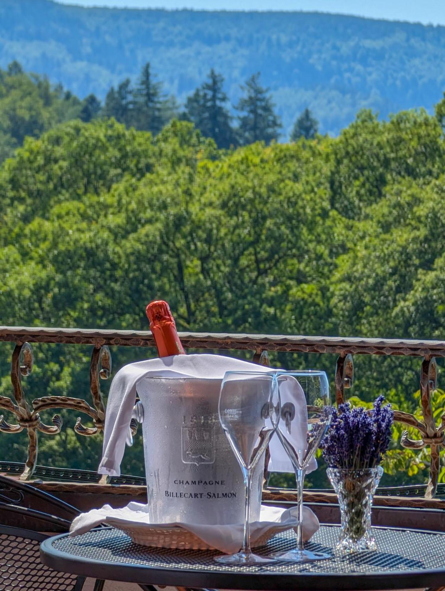 Hotel Restaurant Vinothek Lamm Bad Herrenalb Bagian luar foto