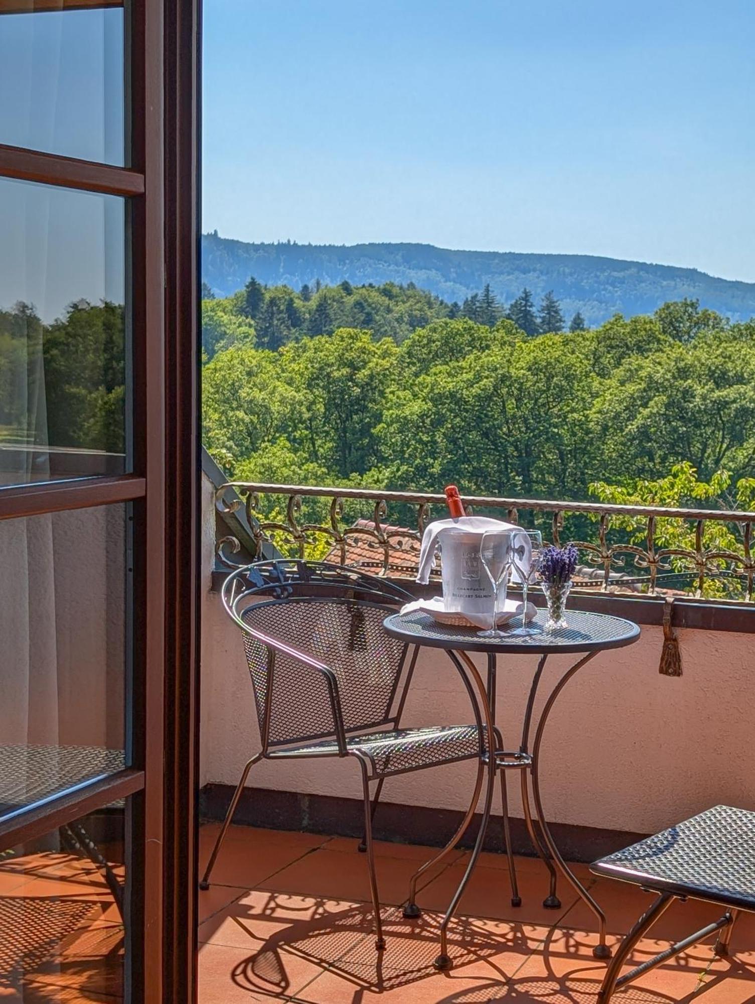 Hotel Restaurant Vinothek Lamm Bad Herrenalb Bagian luar foto
