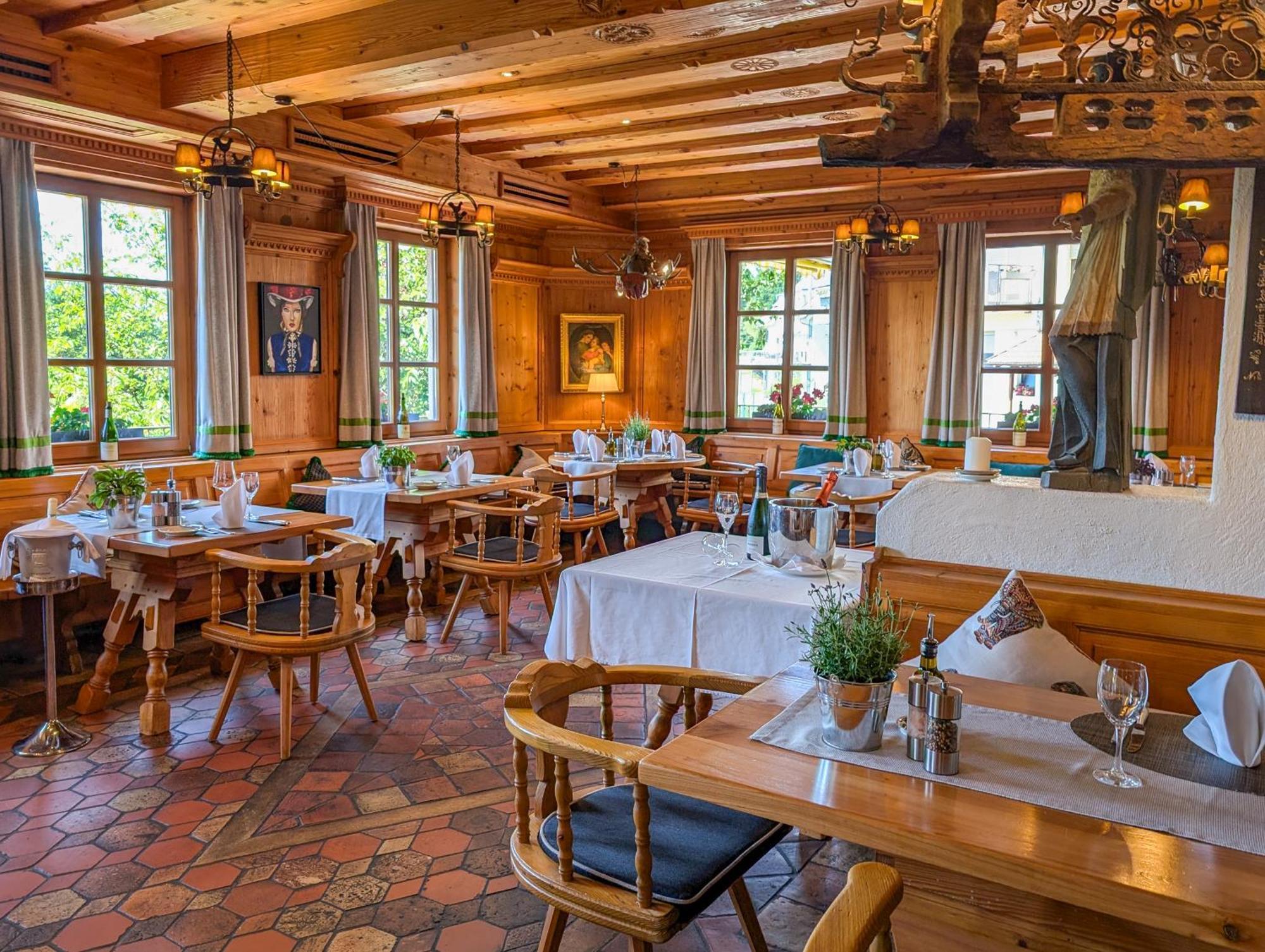 Hotel Restaurant Vinothek Lamm Bad Herrenalb Bagian luar foto