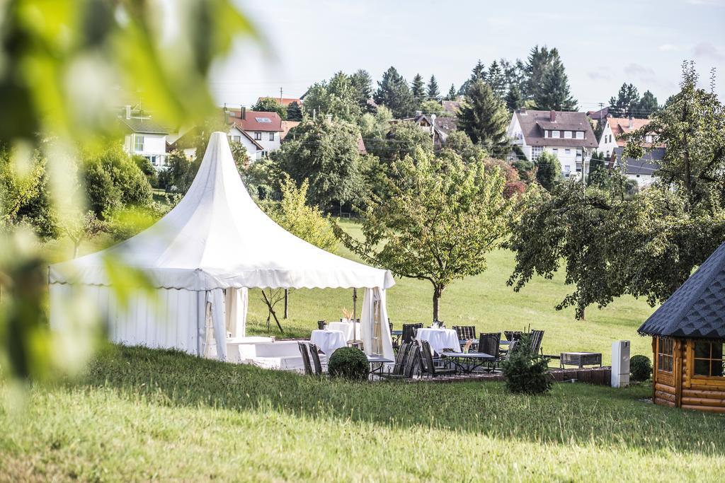 Hotel Restaurant Vinothek Lamm Bad Herrenalb Bagian luar foto