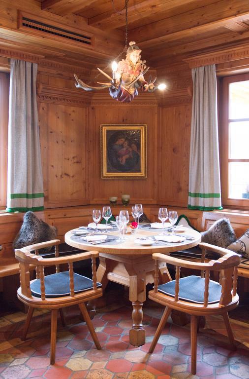 Hotel Restaurant Vinothek Lamm Bad Herrenalb Bagian luar foto