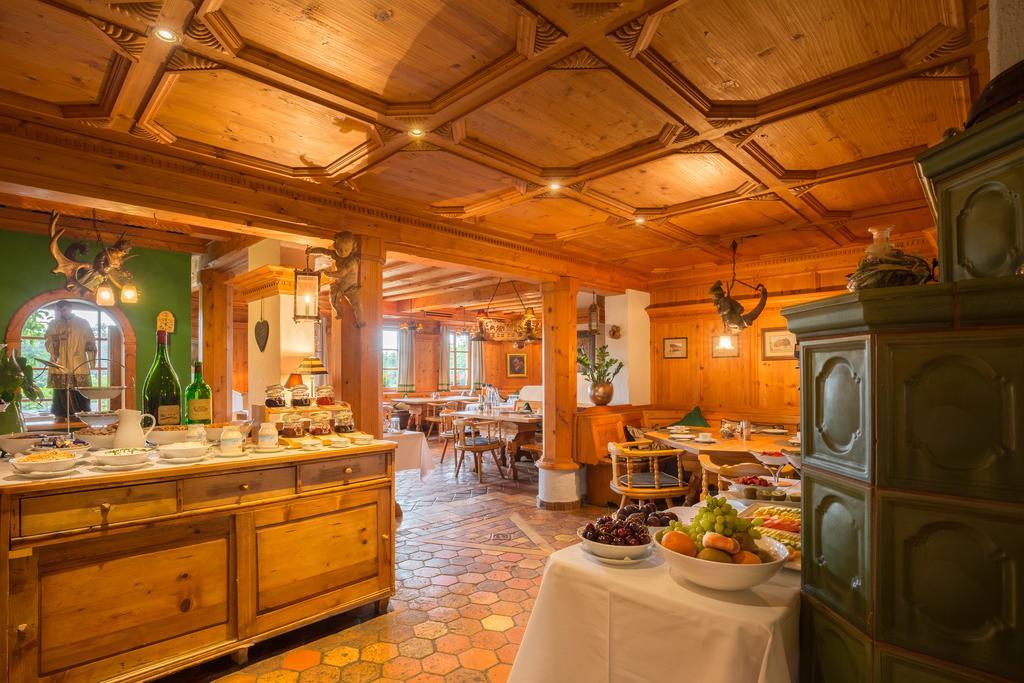 Hotel Restaurant Vinothek Lamm Bad Herrenalb Bagian luar foto