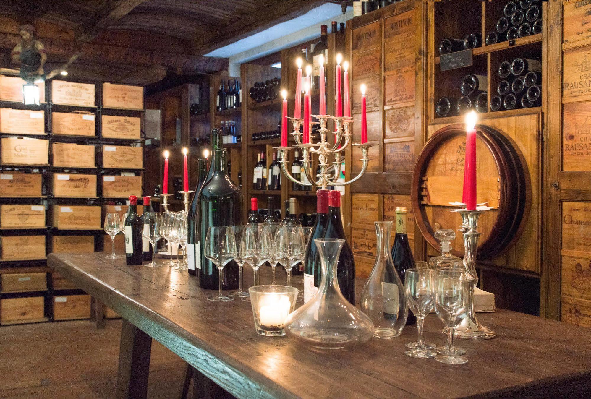 Hotel Restaurant Vinothek Lamm Bad Herrenalb Bagian luar foto